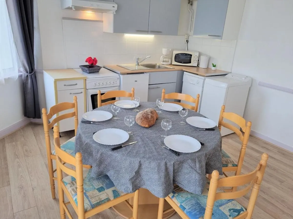 Apartment Le Petit Robinson-5 La Richardais 0*,  France